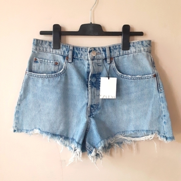 NWT Zara‎ High rise frayed jeans shorts,100% cotton denim,size 10/jeans … - Picture 2 of 12